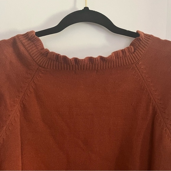 *BTFBM Ruffled Sweater, long sleeve, crew neck
Womens size XL. Rust Orange. - Picture 5 of 9